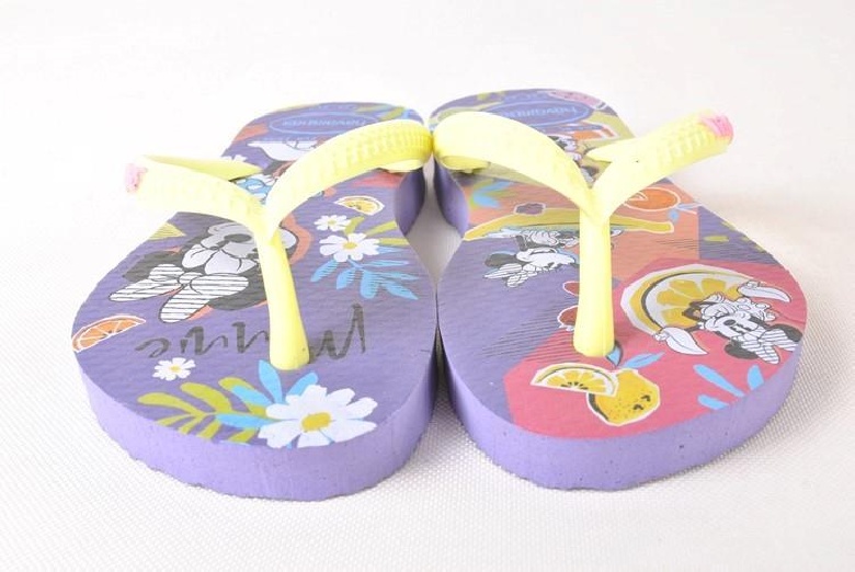 Zapatos chanclas de goma niña Minnie Mouse Havaianas