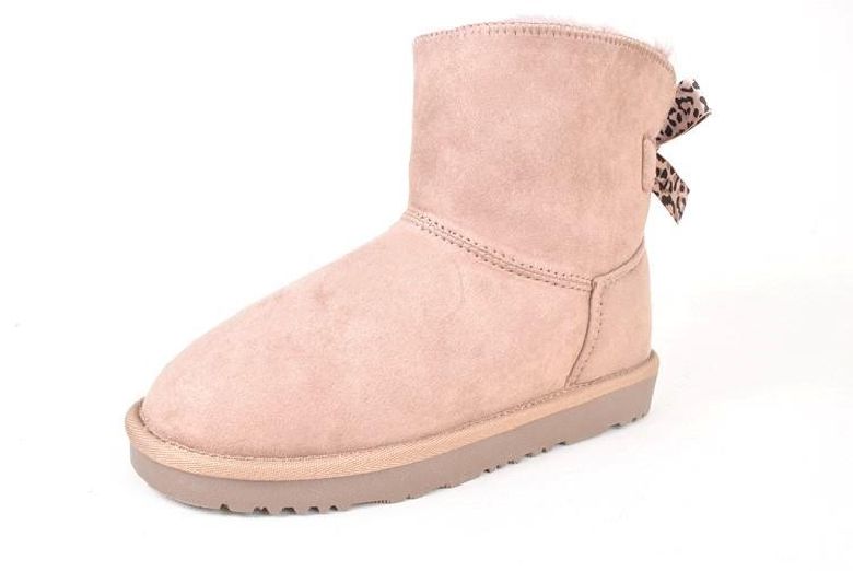 Zapatos botas niña ugg lazo Mustang